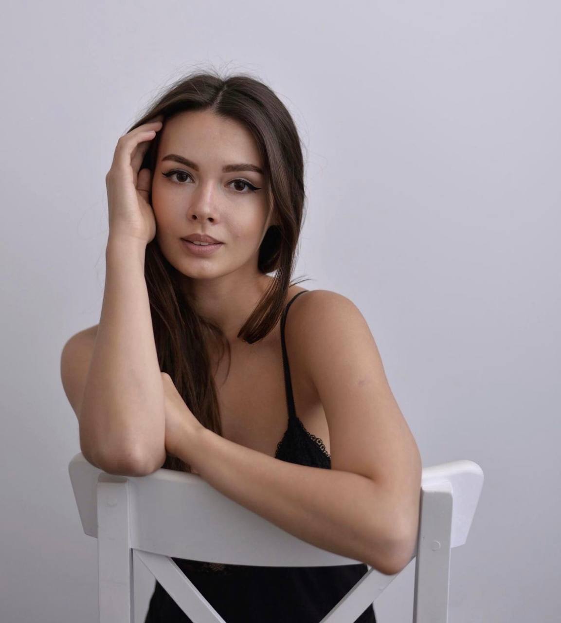 Люси, 21 лет - VIP эскортница в Москве. Рост 165, вес 47, грудь 2, цена от ₽16100.