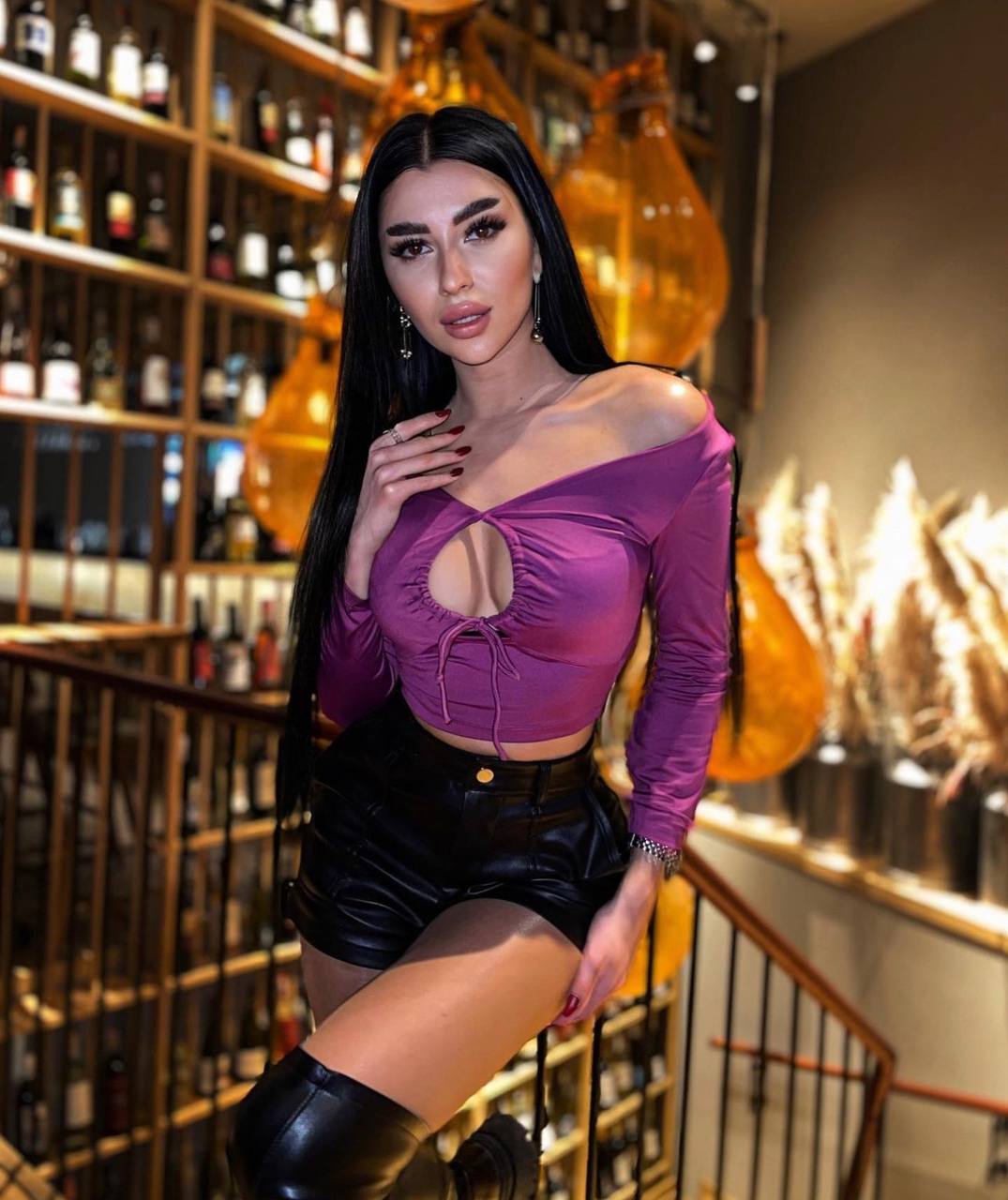 Сюзи, 22 лет - VIP эскортница в Москве. Рост 165, вес 52, грудь 3, цена от ₽16100.